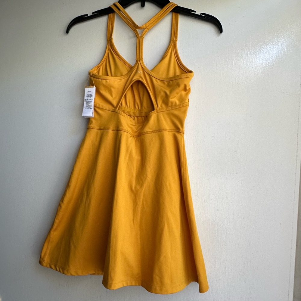 NWOT- Madewell Fitness Dress - Picture 5 of 10